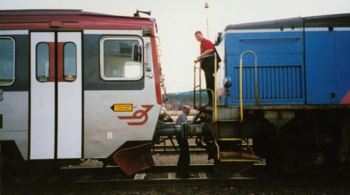 Bogsering av motorvagn som havererat Motorvagn Y1 Tåg i Bergslagen2